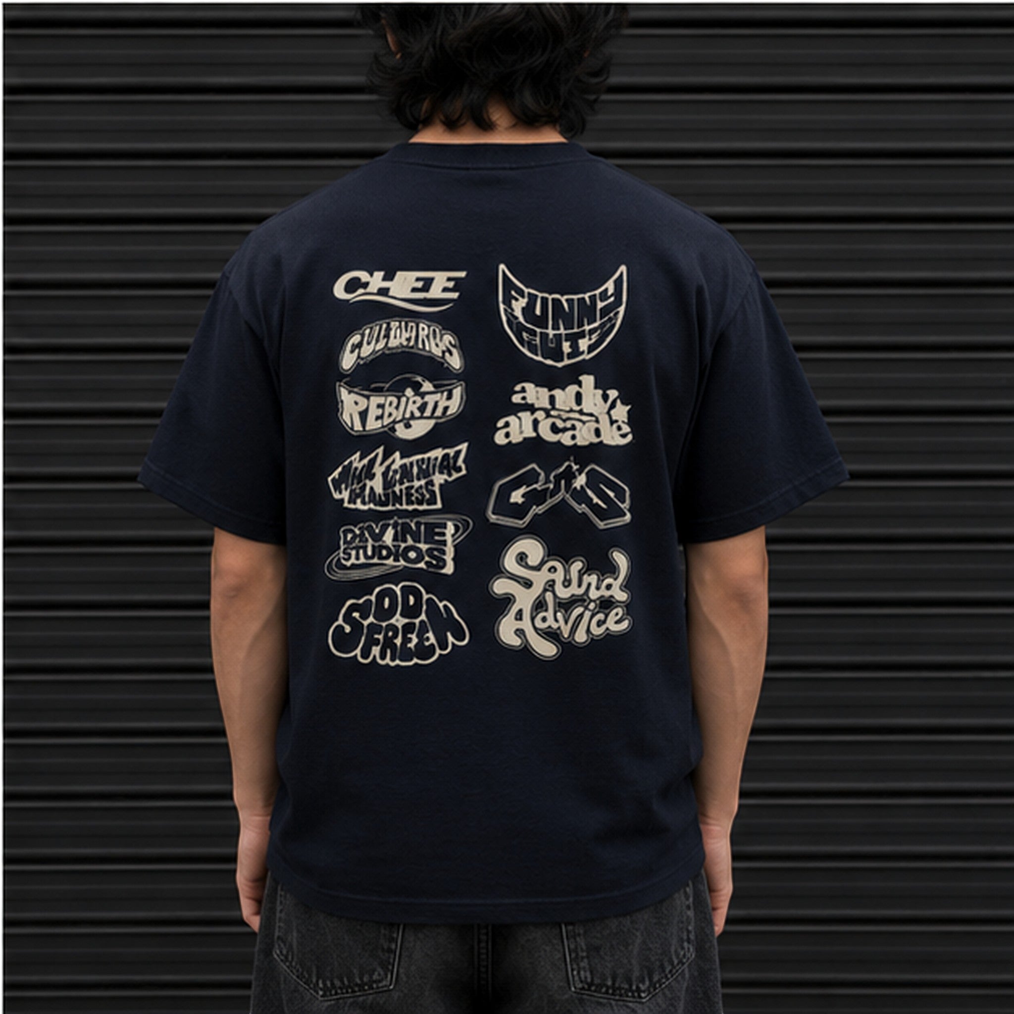 VANTA Graphic Print T-Shirt