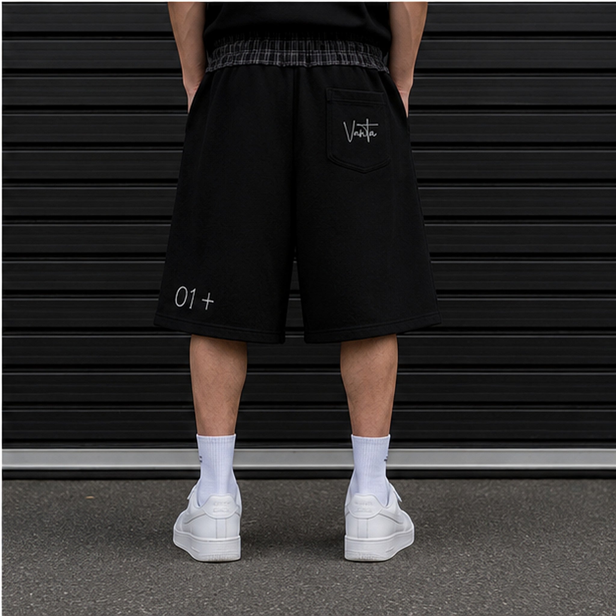 VANTA Plaid Waistband Shorts